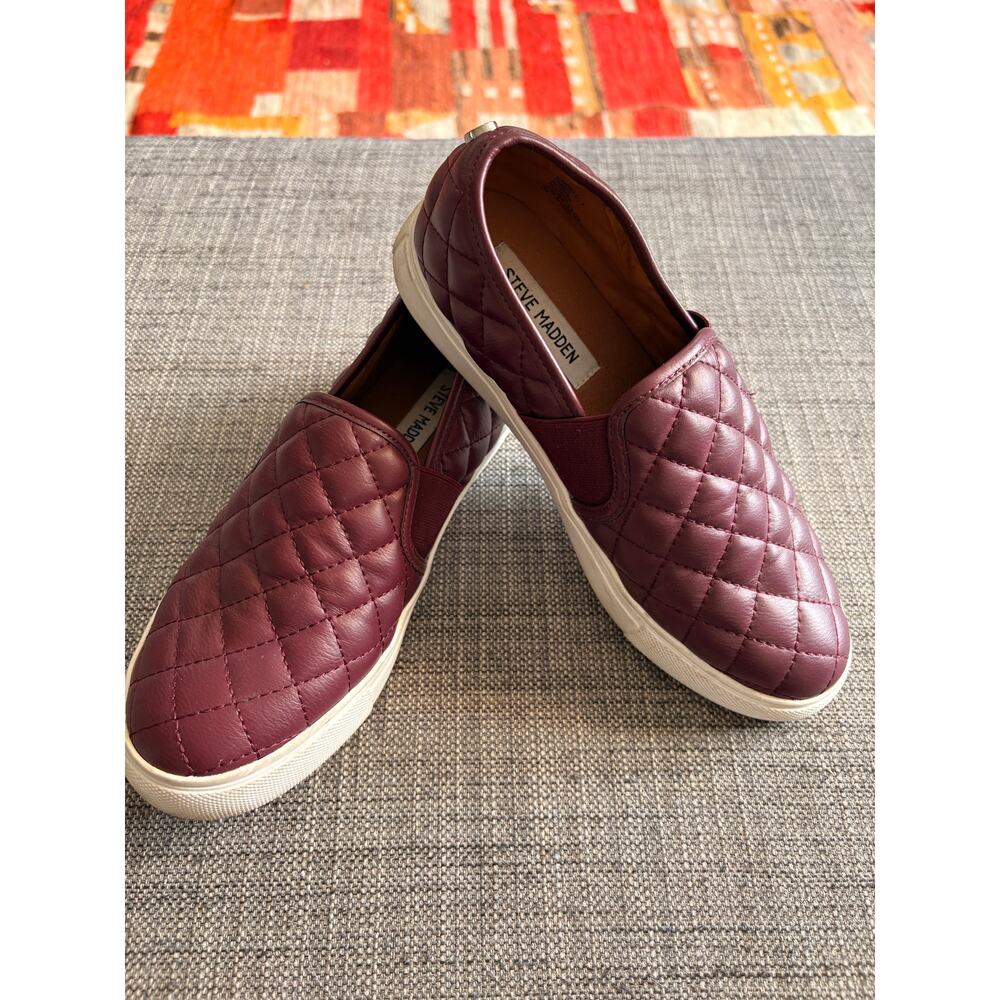 Steve Madden Endell Slip On Burgundy Quilted Platform Sneakers Vegan Size 7M